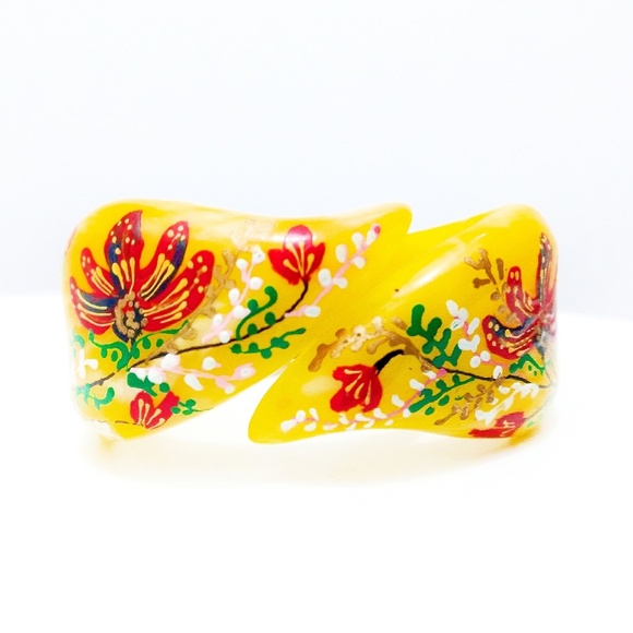 Vintage Jewelry - Vintage Hand-Painted & Signed Lucite Clamper Bracelet